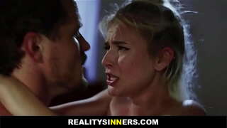 Mening Qadam Sis Katta Eshak Ustida Cumming - RealitySinners.com